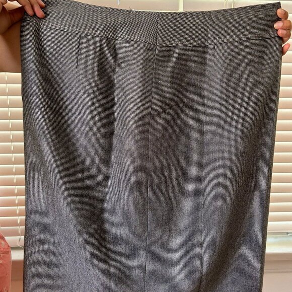 Basler Dresses & Skirts - Fitted Pencil Skirt